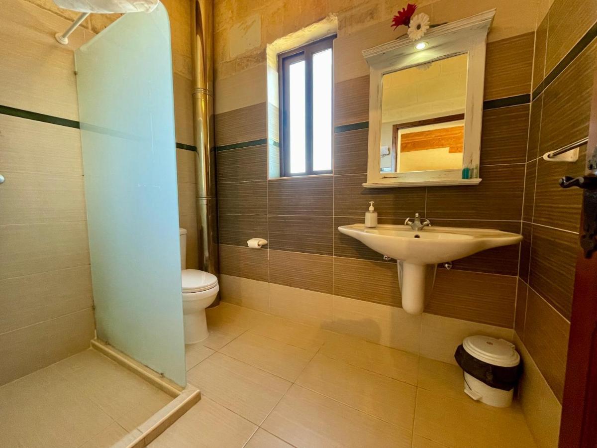Ferrieha B&B Qala Exterior foto