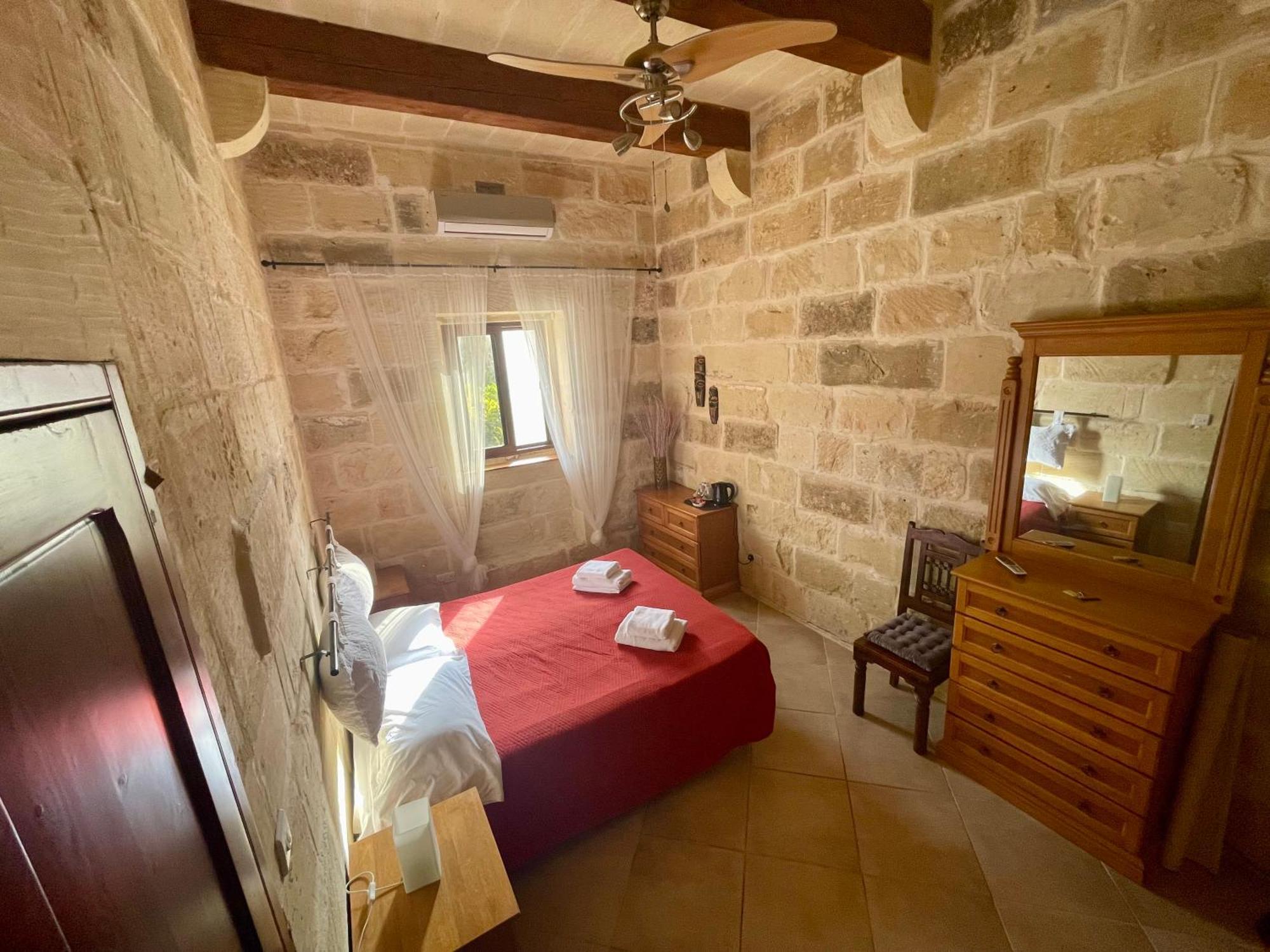 Ferrieha B&B Qala Quarto foto